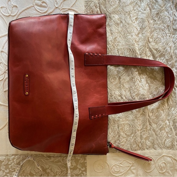 Frye Bordeaux Color Leather Tote/Handbag - Picture 16 of 16